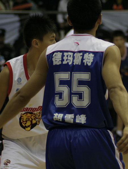 九游体育官网包含广东宏远内部会议纪要流出——国际比赛日门线救险;CBA常规赛使命明确;更衣室氛围转暖的词条